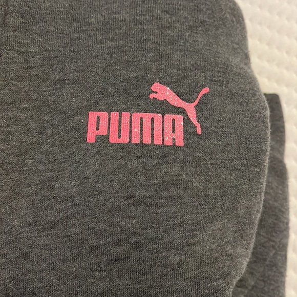 (Sold)Girls Puma Hoodie - Picture 8 of 8